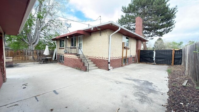 Photo - 1125 Dayton St