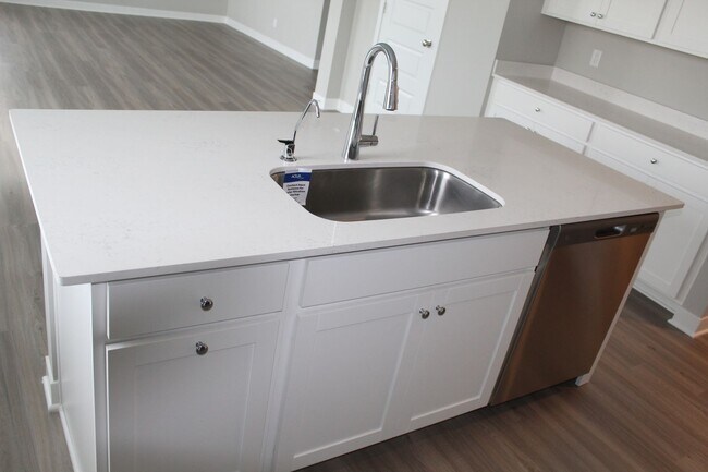 Photo - Spacious 5 BR Home in Brownsburg!