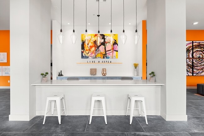 Nova-Knoxville-Formerly-Aspen-Heights-Knoxville-Off-Campus-Apartments-Near-The-University-of-Tennessee-Knoxville-Front-Leasing-Desk - Nova Knoxville