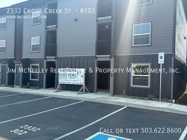 Building Photo - 2330 Cross Creek St Unit #102