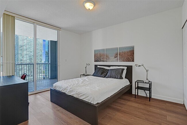 Photo - 170 SE 14th St Unit 2806