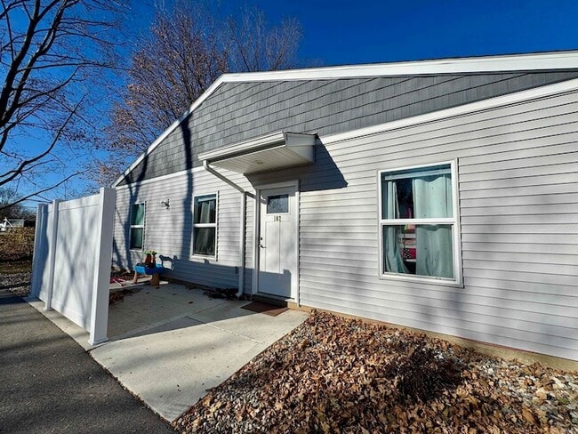 Photo - 3515 Lower Huntington Rd