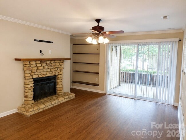 Photo - 1109 E Morehead St Unit 10