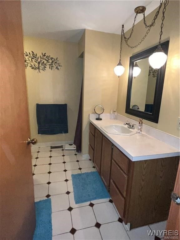 Photo - 3279 Clinton St