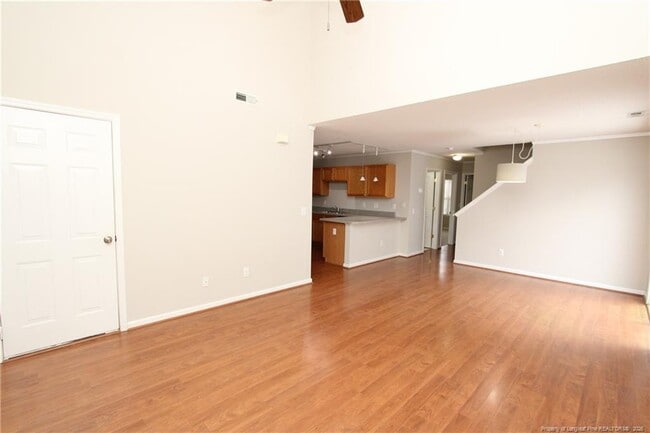 Photo - 5425 Golden Moss Trail