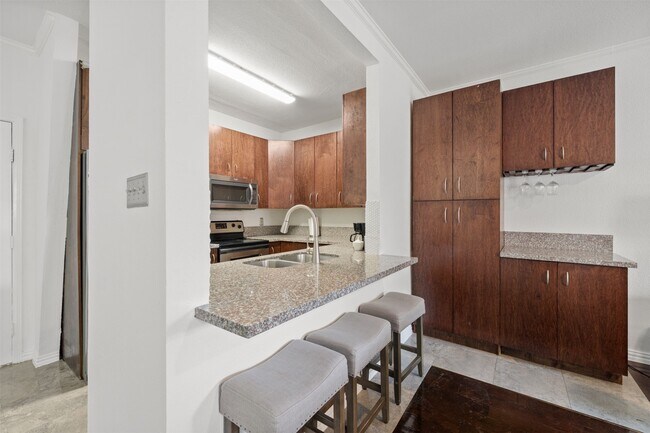 Photo - 9850 Pagewood Ln