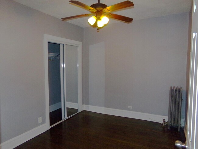 Photo - 3604 W Sunnyside Ave Unit 2