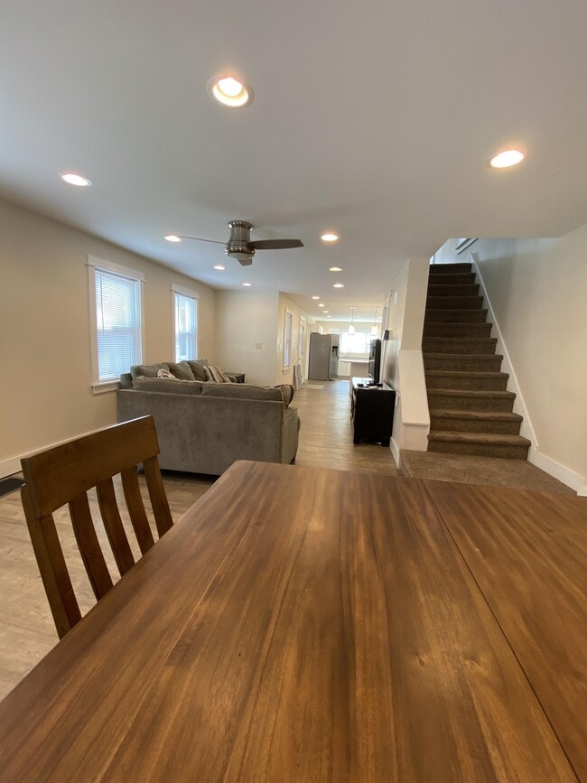 Photo - 503 6th Ave