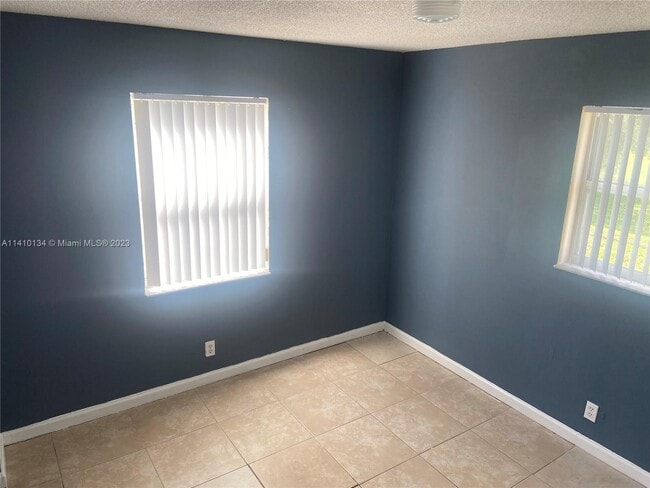 Photo - 2421 NW 56th Ave Unit 2-201