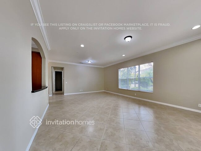 Photo - 154 Isle Verde Way