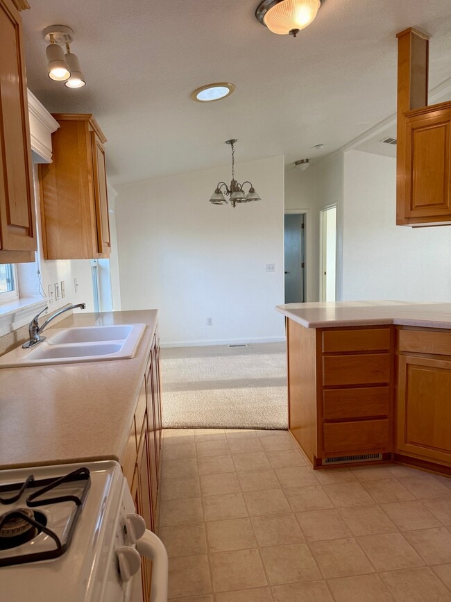 Photo - 12884 N Jack Tone Rd
