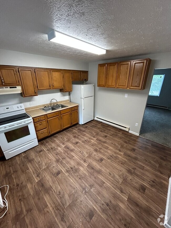 Building Photo - Spacious 2-Bedroom Living in a Quiet Commu... Unit 1210-B Bunker Hill Rental