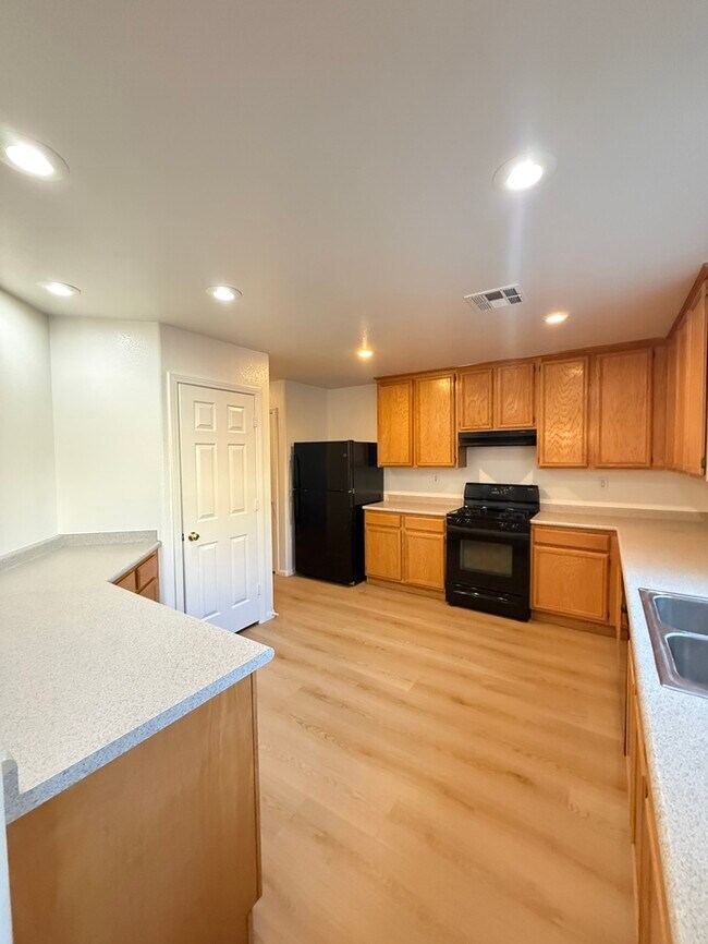 Photo - First Show: The first open showing is on 12/17 at 4PM. Please be prompt. We will be processing an...