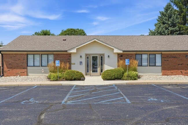 1990 Deerfield Ln Unit 1990-F