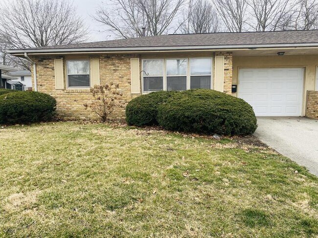 Photo - 703 E Shurts St House