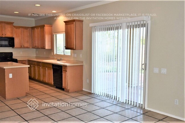 Photo - 11880 W Grant St
