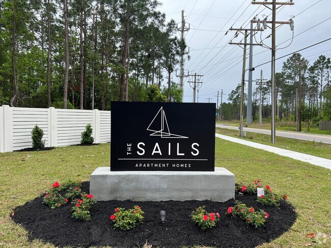 Building Photo - The Sails Ocean Springs Rental