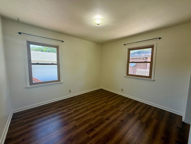 Photo - 863/865 S 45th St Unit 863 S 45th St