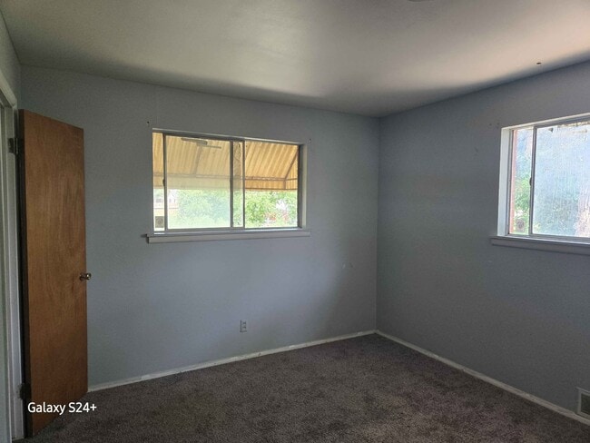 Photo - 504 S Fairmont St