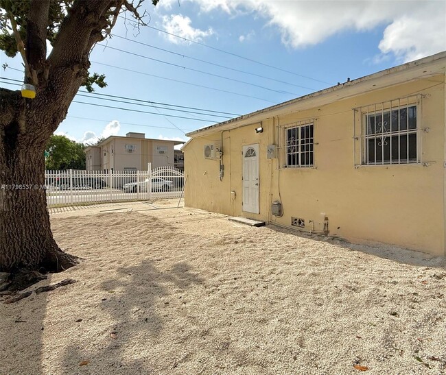 Photo - 7724 NE 1st Ave Apartment Unit B