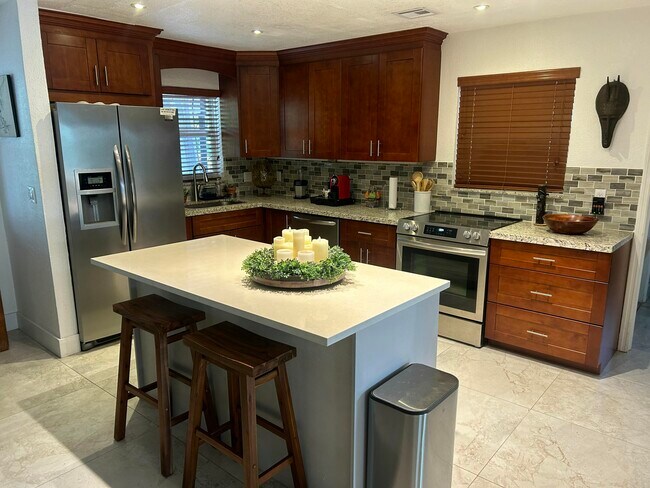 Photo - 2565 Meadow Rd