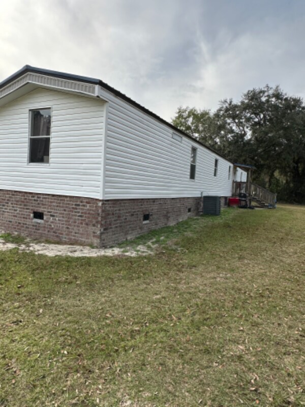 1921 Arthur Lawrence Dr