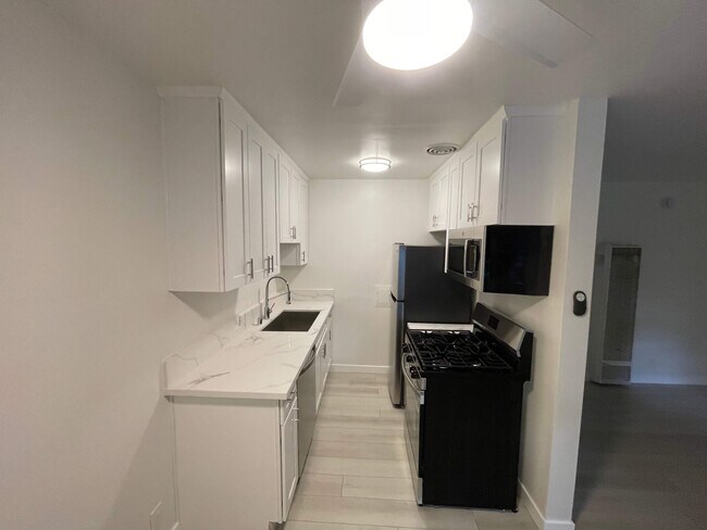 Photo - Navy Street Apartments