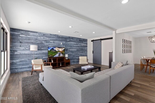 Photo - 8328 E Palm Ln