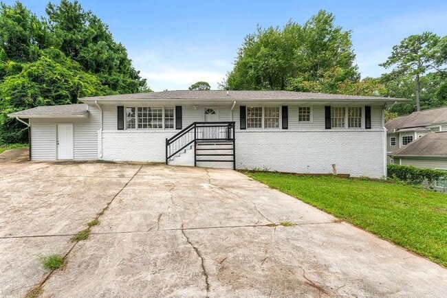 Photo - 1131 Custer Ave SE