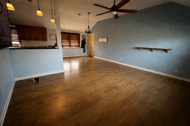 Photo - 1260 Blanton St