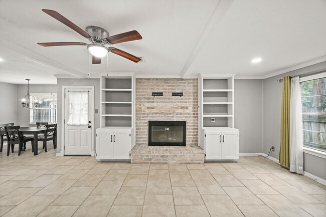 Photo - 7618 Fountaingrove Ln