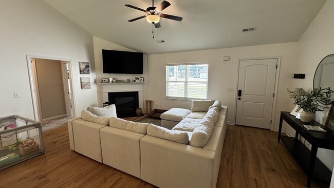 Photo - 225 Westfield Dr