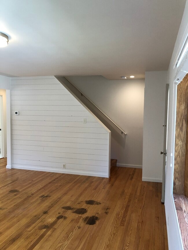 Photo - 1608 Linden Ave