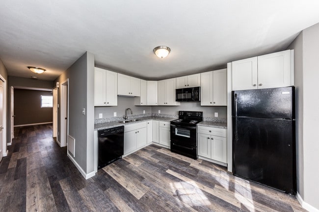 Photo - Brookside Manor Apartments