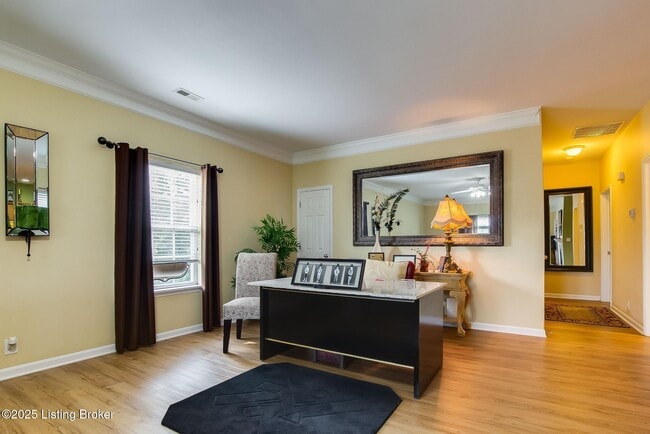 Photo - 203 S Dorsey Ln Unit 0