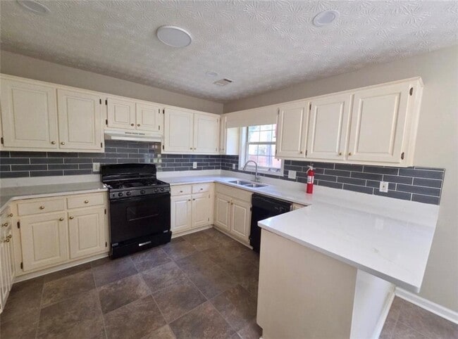 65 Ashton Pl
