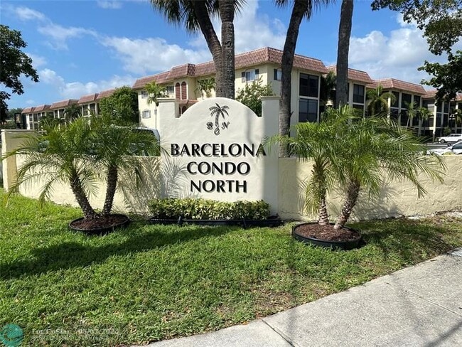 Photo - 255 S Cypress Rd Condo Unit 329