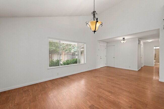 Photo - Spacious Single-Family Home in Great Location!