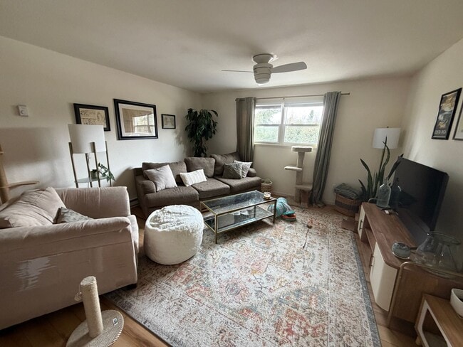 Photo - 2BR/2BA Apartments Near Downtown Blacksburg & Virginia Tech Unit 712-3