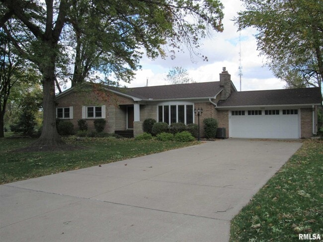 Building Photo - 233 Manor Dr Rental