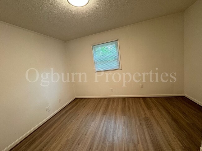 Photo - 208 Mayberry Ave Unit 208