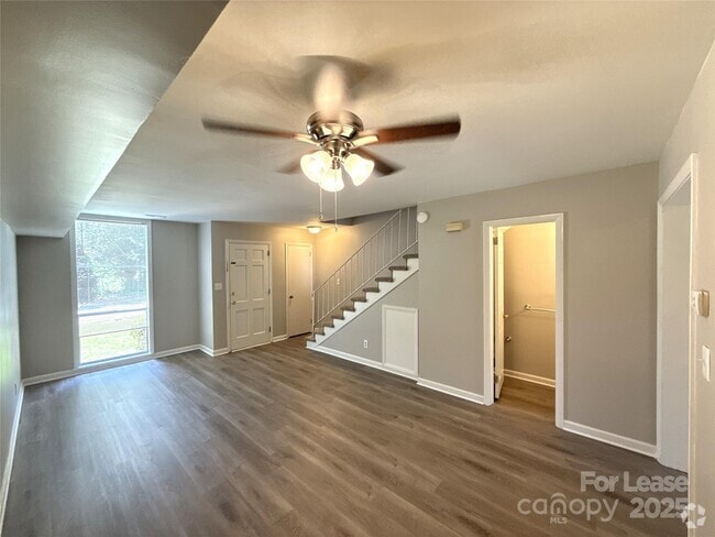 Building Photo - 301 Eagle Rd Rental