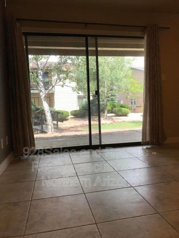 Photo - 3200 S Litzler Dr