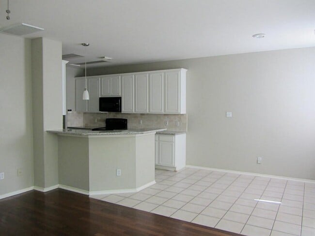 Photo - 16523 Beckland Ln