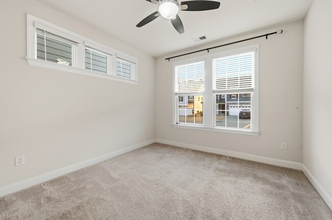 Photo - 829 Summit Crest Ct