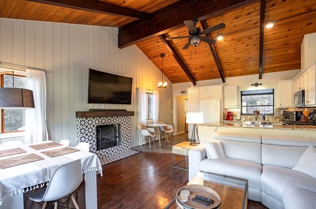 Photo - 24933 Faulhorn Dr