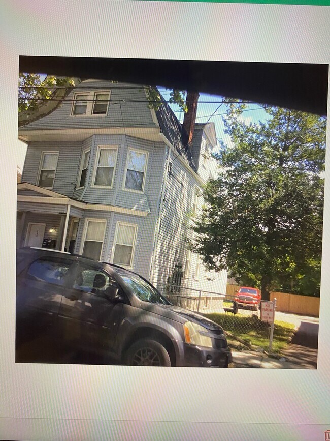 Photo - 240 Ellis Ave Unidad 2