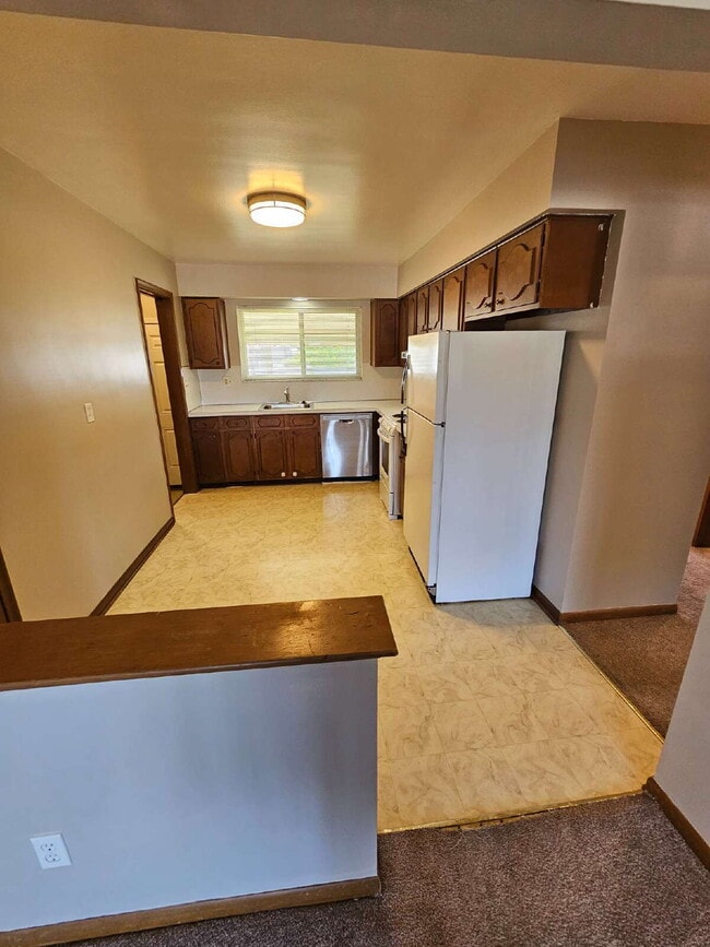 Photo - 2 Bedroom, 2 Bath Duplex, Huge Basement with 2-Car Garage – St. Clair Shores