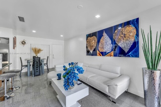 Photo - 660 W Park Dr Unidad 1-203