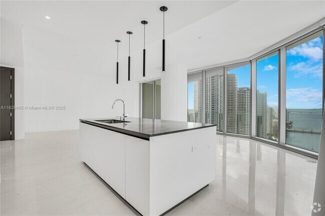 Building Photo - 300 Biscayne Blvd Way Unit 2107 Rental